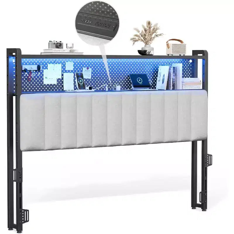 Tête de lit rembourrée réglable avec 2 étagères, panneau perforé, station de charge et lumières LED
