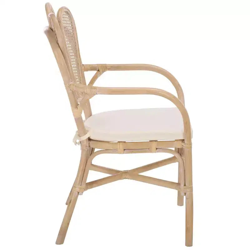 Fauteuil en rotin, ivoire blanchi, structure en bois et rotin avec coussin