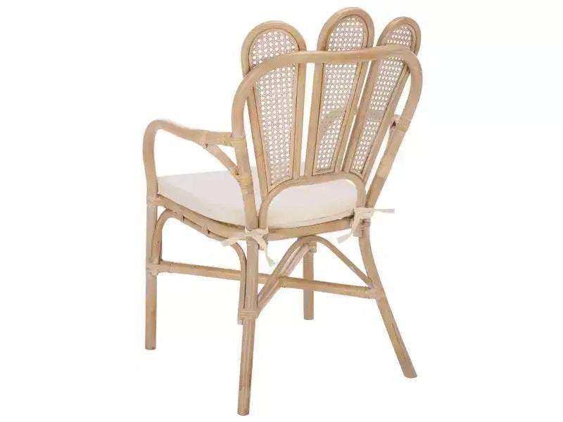 Fauteuil en rotin, ivoire blanchi, structure en bois et rotin avec coussin